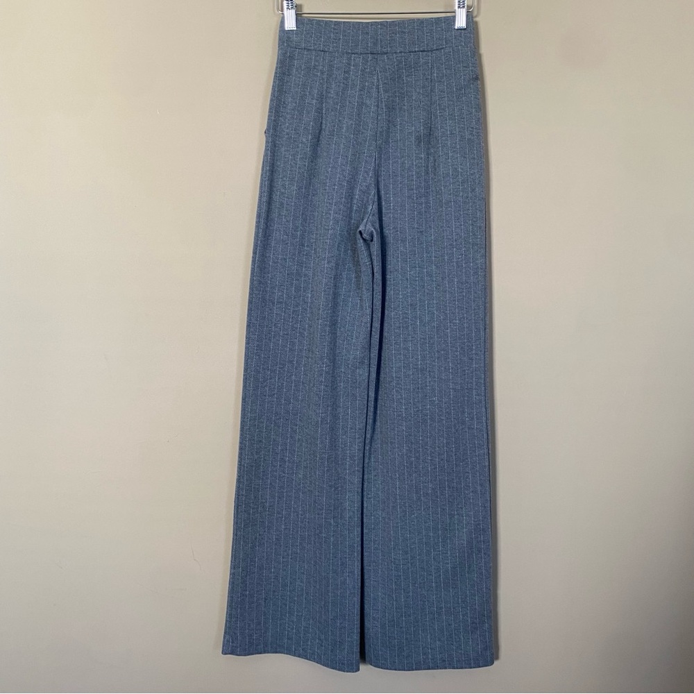 H&M Gray Pinstripe Knit Trousers Pants - Picture 3 of 8